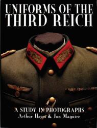 Uniforms of the Third Reich (ISBN: 9780764303586)