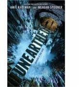 Unearthed - Meagan Spooner (ISBN: 9781484758052)