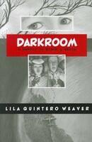 Darkroom: A Memoir in Black and White (ISBN: 9780817357146)