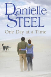 One Day at a Time - Danielle Steel (2010)