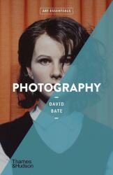 Photography (ISBN: 9780500296240)