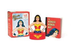 Wonder Woman Talking Figure and Illustrated Book - Running Press (ISBN: 9780762456949)