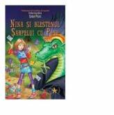 Nina si blestemul sarpelui cu pene - Moony Witcher (ISBN: 9789735767785)