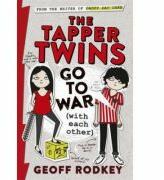 The Tapper Twins Go to War - Geoff Rodkey (ISBN: 9781444014983)