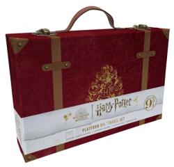 Harry Potter: Platform 9-3/4 Travel Set (ISBN: 9781647227944)