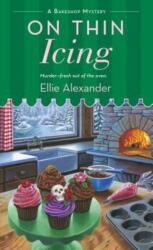 On Thin Icing - Ellie Alexander (ISBN: 9781250054258)