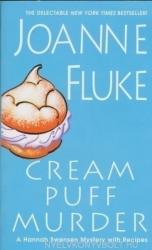 Cream Puff Murder - Joanne Fluke (ISBN: 9780758210234)
