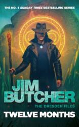 Twelve Months: The Dresden Files Book 18 - Jim Butcher (ISBN: 9780356515755)