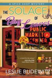 The Solace Of Bay Leaves (ISBN: 9781645060178)