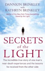 Secrets Of The Light (ISBN: 9780749953058)