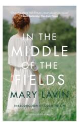 In the Middle of the Fields (ISBN: 9781848405318)
