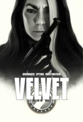Velvet Deluxe Edition (ISBN: 9781632159151)