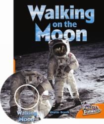 Walking on the Moon (ISBN: 9780170126021)