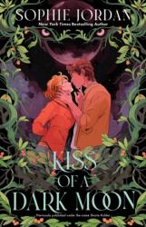 Kiss of a Dark Moon (ISBN: 9781668075036)
