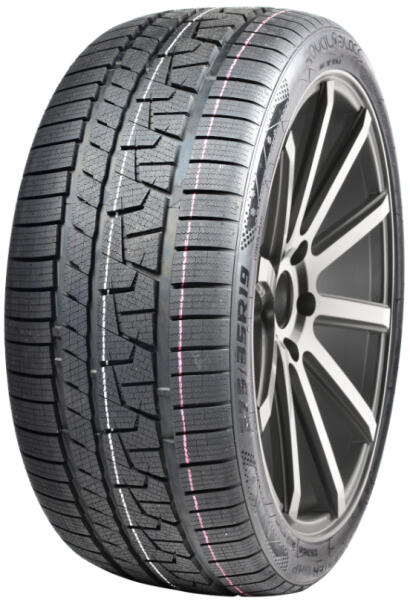 A702 215/55 R18 99V