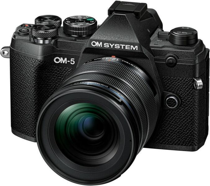 OM-5 + 12-45mm F4 PRO Black (V210022BE000)