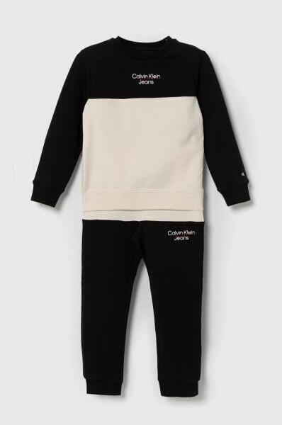 Vásárlás: Calvin Klein Jeans gyerek melegítő fekete - fekete 92 Gyerek ruha  szett árak összehasonlítása, gyerek melegítő fekete fekete 92 boltok