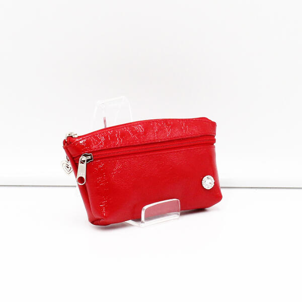 Vásárlás: Lewitzky piros / gyűrt lakk két cipzáras swarovski köves bőr  kulcstartó Kulcstartó árak összehasonlítása, piros gyűrt lakk két cipzáras swarovski  köves bőr kulcstartó boltok
