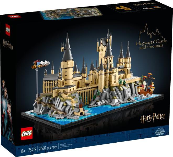 LEGO Harry Potter Hogwarts Castle and Grounds