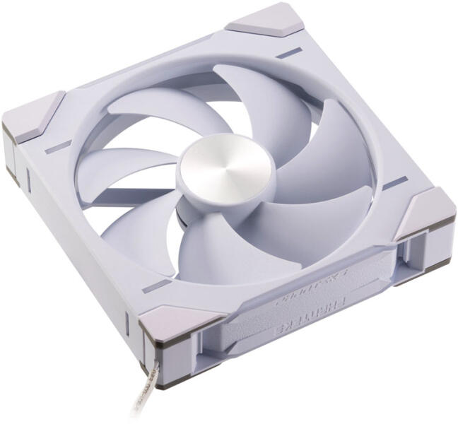 D30 PWM Regular Airflow D-RGB 140mm White (PH-F140D30_DRGB_PWM_WT01)