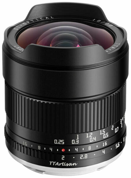 APS-C 10mm F/2 ASPH (Canon RF)
