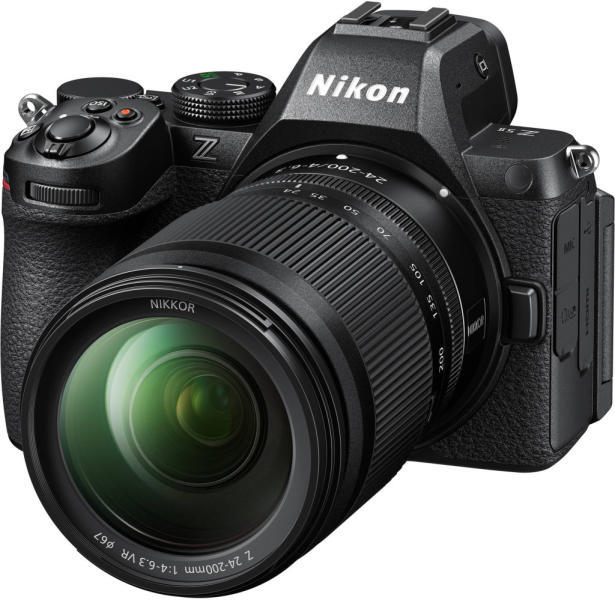 Z5 II + Z 24-200mm f/4-6.3 VR (VOA170K003)