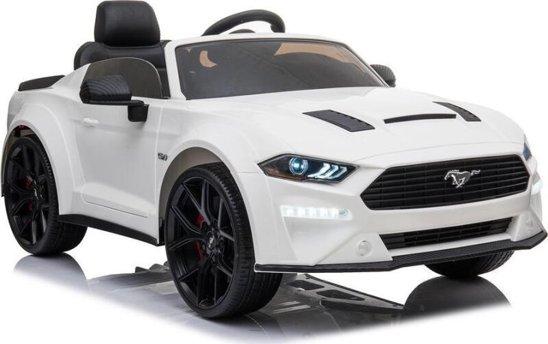 Ford Mustang GT (8287)