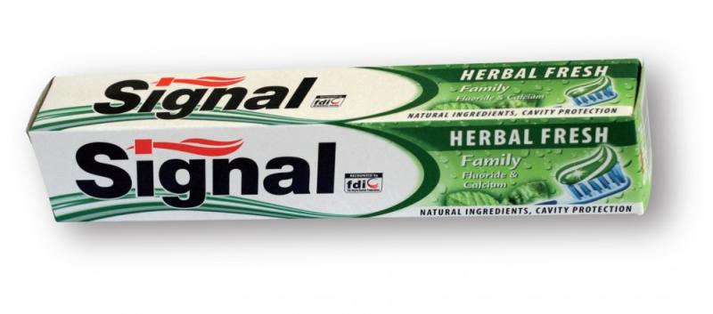 Vásárlás: Signal Family Herbal Fresh 75 ml Fogkrém árak összehasonlítása,  FamilyHerbalFresh75ml boltok