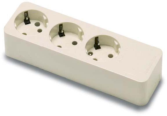 3 Plug (2503)