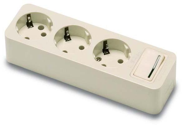 3 Plug Switch (2523)