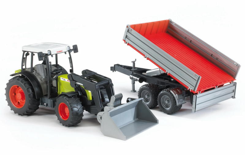 Claas Nectis 267 F homlokrakodóval és pótkocsival (02112)