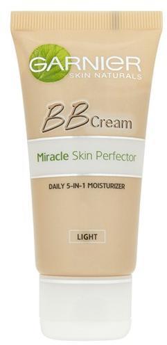 Vásárlás: Garnier Skin Naturals BB Cream 5 az 1-ben színezett hidratáló  arckrém világos bőrre 50 ml Arckrém árak összehasonlítása, Skin Naturals BB  Cream 5 az 1 ben színezett hidratáló arckrém világos bőrre 50 ml boltok