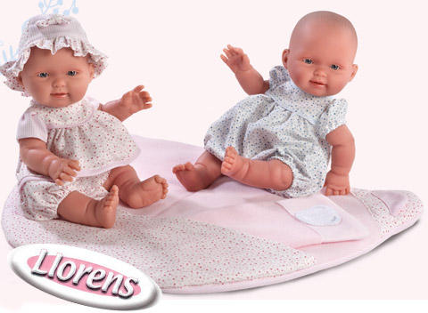 Vásárlás: Llorens Újszülött ikerpár babák pöttyös ruhában - 26 cm Játékbaba  árak összehasonlítása, Újszülött ikerpár babák pöttyös ruhában 26 cm boltok