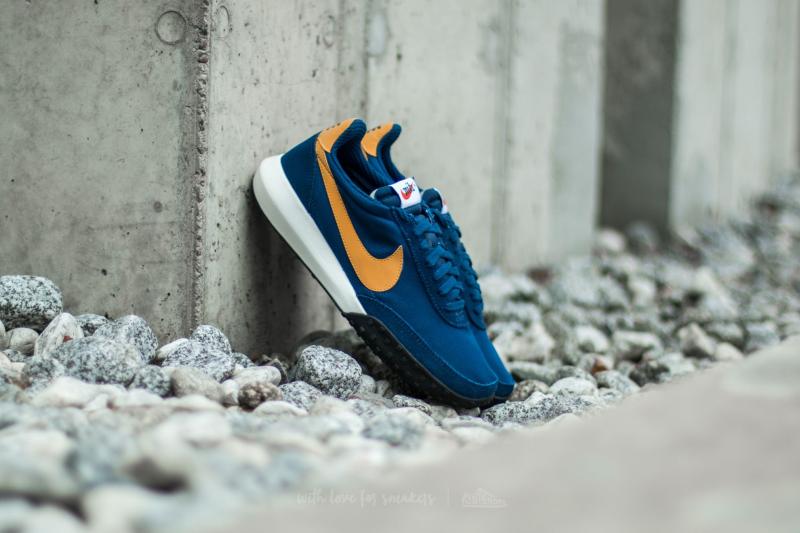 Vasarlas Nike Roshe Waffle Racer NM Man Sportcipo arak osszehasonlitasa Roshe Waffle Racer NM Man boltok