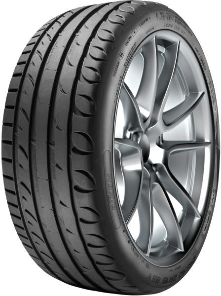 Ultra High Performance 235/45 ZR17 94W