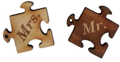 Vásárlás: Mr és Mrs puzzle alakú összetartozó biléta pároknak egyedi  szöveggel kulcstartó lánccal és karikával ellátva 2db-os gravírozott bükkfa  kivitelben Kulcstartó árak összehasonlítása, Mr és Mrs puzzle alakú  összetartozó biléta pároknak egyedi