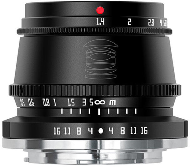 35mm f/1.4 (Fujifilm X)