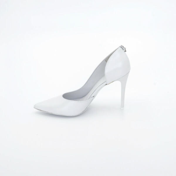 Vásárlás: Lux by Dessi P-6906 női fehér alkalmi oldalnyitott magassarkú  körömcipő Női magassarkú cipő árak összehasonlítása, P 6906 női fehér  alkalmi oldalnyitott magassarkú körömcipő boltok