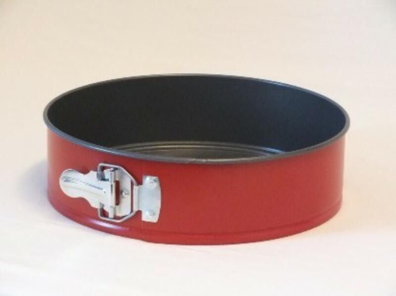 Csatos tortaforma 22 cm