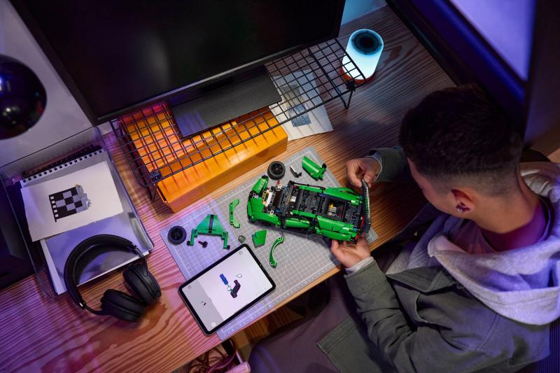 Vásárlás: LEGO® Technic - Zöld Bugatti Chiron Pur Sport hiperautó ...