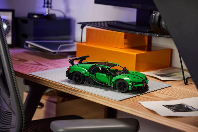Vásárlás: LEGO® Technic - Zöld Bugatti Chiron Pur Sport hiperautó ...