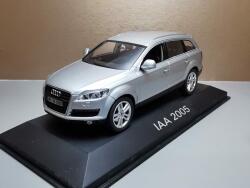 MINICHAMPS Audi Q7 silver 20051/43 (15542)