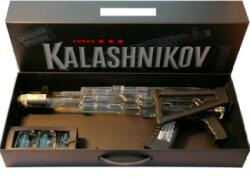 Kalashnikov AK 47 + 3 pohárral 40% 0, 7L ajándékcsomagolás 3 pohárral