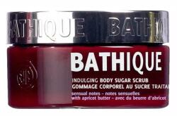 Mades Cosmetics Scrub de zahăr de corp cu ulei de caise - Mades Cosmetics Bathique Fashion Indulging Body Sugar Scrub 250 g