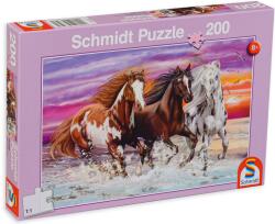 Schmidt Spiele Puzzle Schmidt din 200 de piese - Trio Of Wild Horses (56356)