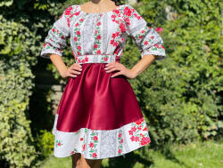 Ie traditionala Rochie Traditionala stilizata Melania