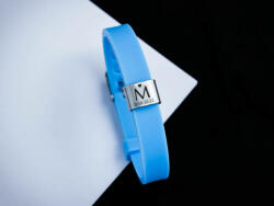 R. M. ékszer MoMents Szeretet levél egyedi medálos MoMents kék színű szilikon karkötő (18424RM)