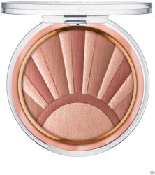 Essence Highlighter kissed by the light illuminating powder Essence Kissed by the light - 02 SUN KISSED