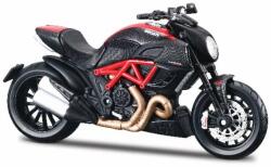 Maisto Machetă moto Maisto [1: 18] - Ducati Diavel Carbon - Red/Black (DCC-MAI10115R)