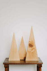 Bubuland Decoratiune brad din lemn, set 3 braduti natur Balansoar bebelusi